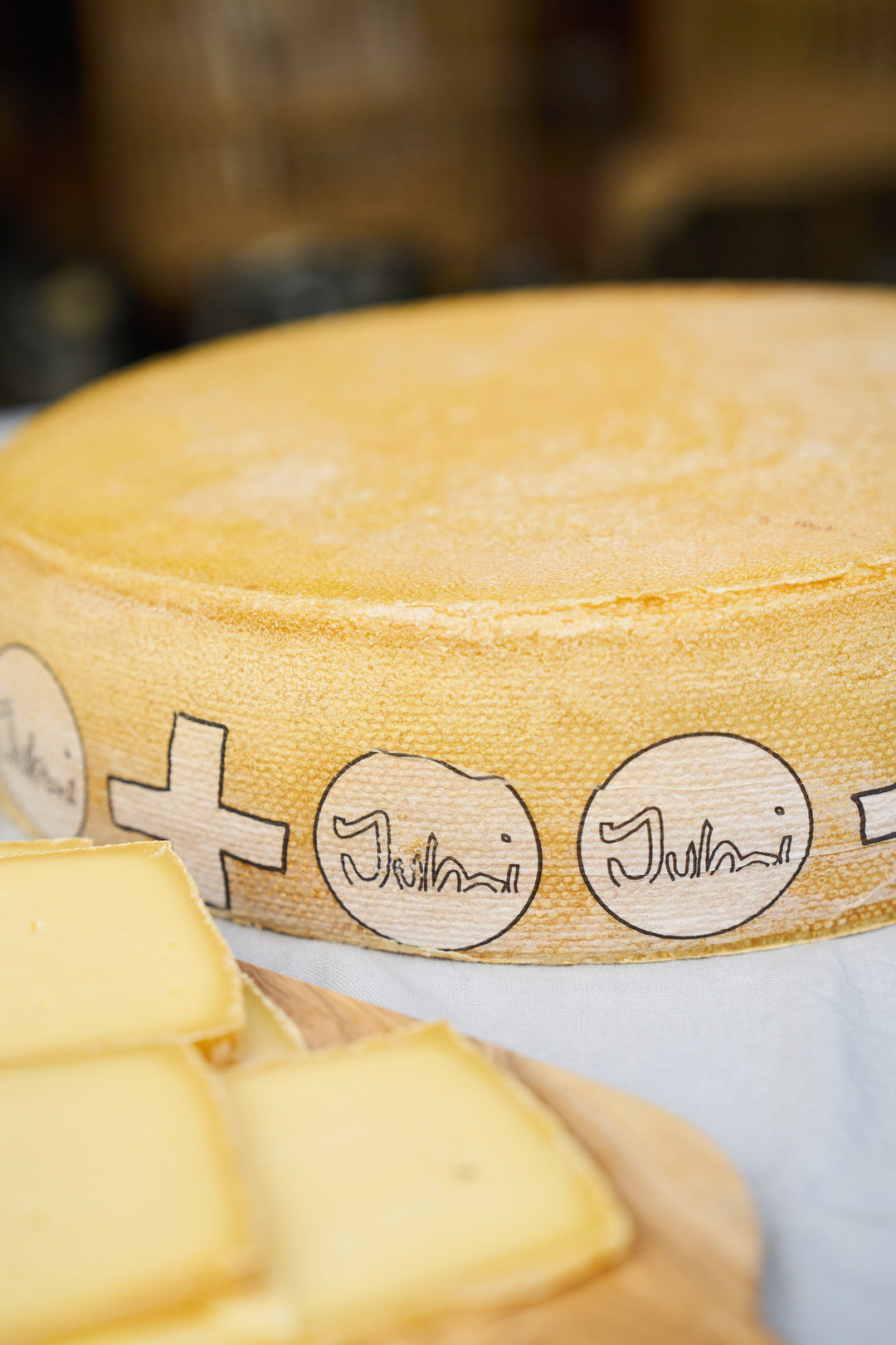 Die Kulinarische Brotzeit in 4 Gängen am Olivaer Platz | Raclette Spezial x Jumi | 06.11.26